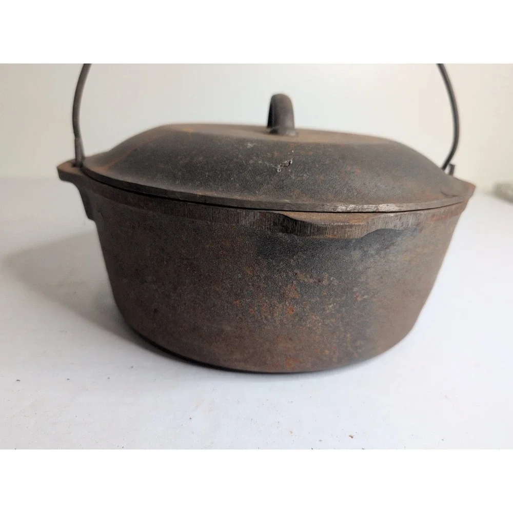 Unmarked Lodge this vintage